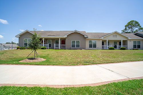 Front view of Arcadia Courtside Apartments